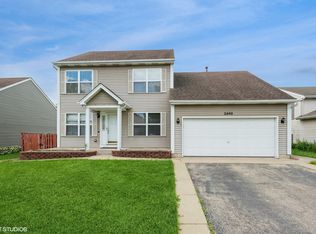 2690 Cadbury Cir, Lake In The Hills, IL 60156