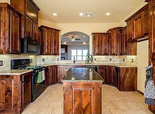 1016 Antler Ridge St, Tuttle, OK 73089