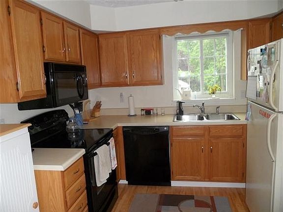 4th image of 5 Apple Blossom Ln