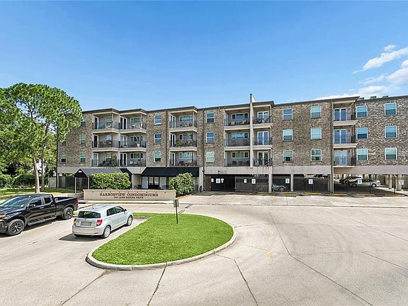 3rd image of 500 Lake Marina Ave APT 203