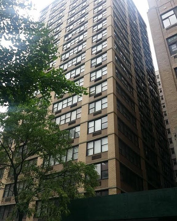 1st image of 301 E 45th St
