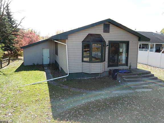5th image of 605 Riverview Dr SE