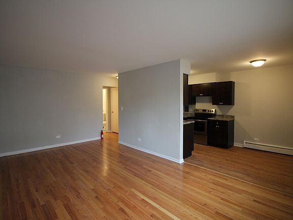 4th image of 1642 W Morse Ave #2W