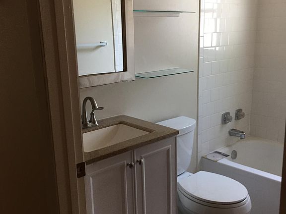 2nd image of 4353 Herschel St #2