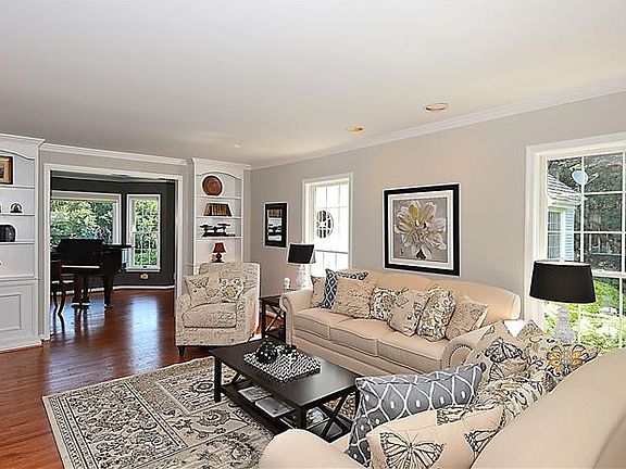5th image of 10906 Lake Windermere Dr