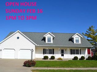 1133 W Nassau Dr, Peoria, IL 61615
