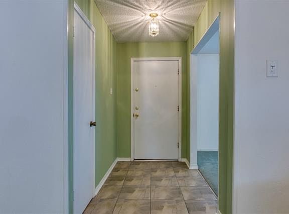 2nd image of 2509 River Oaks Ln