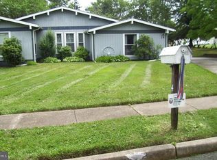 14 Meeting House Pl, Marlton, NJ 08053