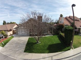 10 Stagecoach Dr, Pomona, CA 91766