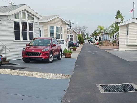 3rd image of 7950 W State Road 78