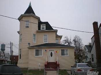 1st image of 9301 197th St