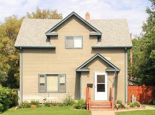 901 4th St NE, Devils Lake, ND 58301