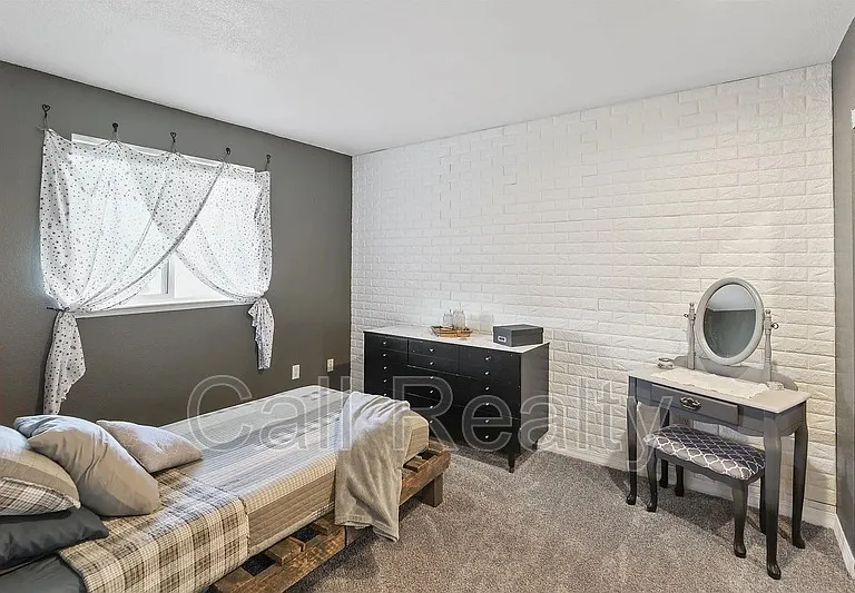 222 N Hutchinson Rd #304 — Photo 10