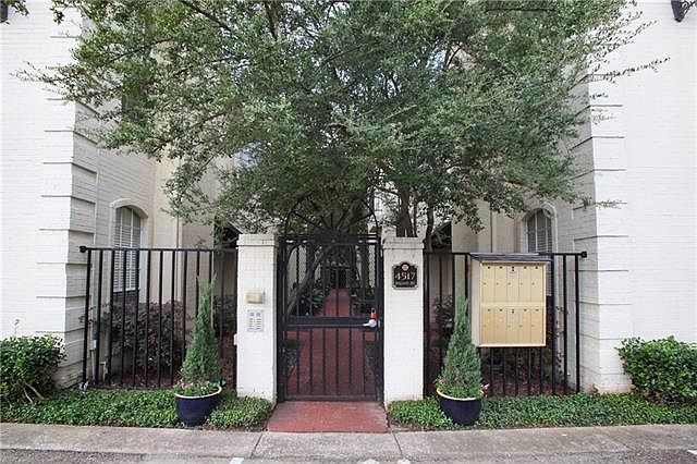 1st image of 4517 Holland Ave APT 108