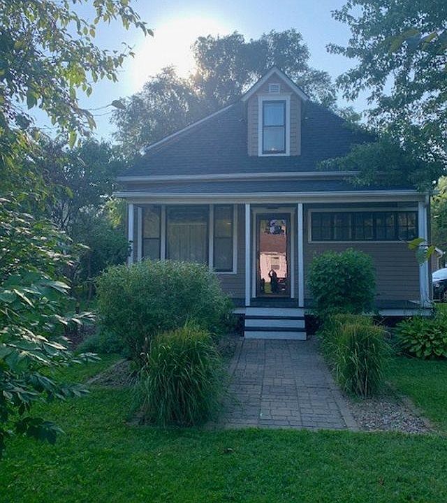 1st image of 1749 N C St
