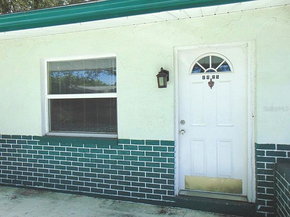 2nd image of 1025 Lake Palms Dr