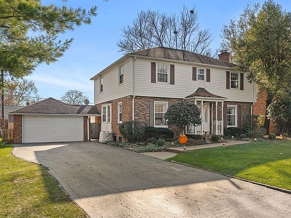 2nd image of 597 Stewart Ln