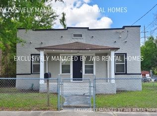 678 Beechwood St, Jacksonville, FL 32206