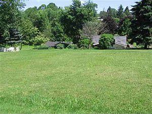 3rd image of 117 Andrew Dr
