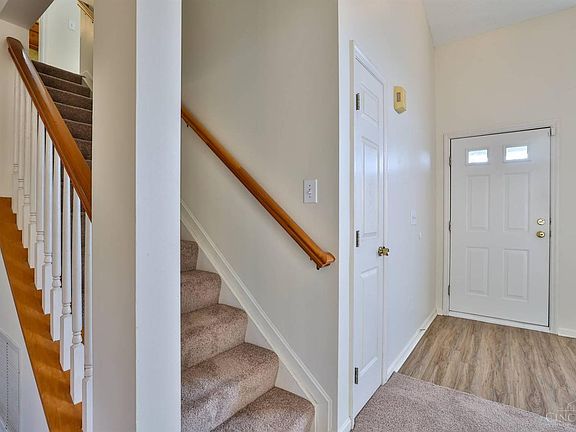 3rd image of 10153 Pippin Meadows Dr