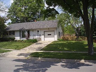 1st image of 2940 Oak Grove Ln