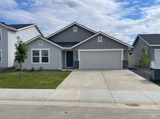 7469 E Edison St, Nampa, ID 83687