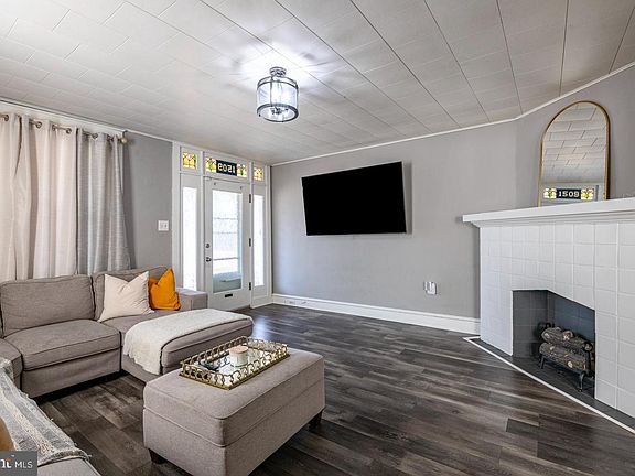 4th image of 1509 N 12th St