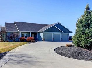 8977 New Castle Dr, Middleton, ID 83644
