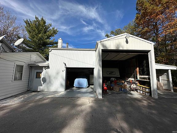 5th image of 319 Widney St