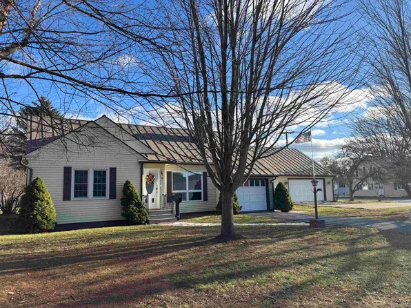 13 Laroe Street, Swanton, VT 05488