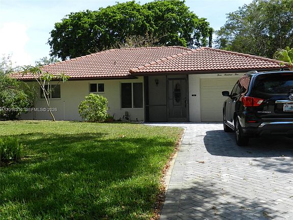 2nd image of 305 NW 42nd St