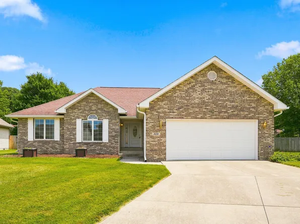 308 S Ivy Wood Dr, Muncie, IN 47304
