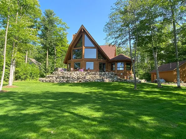 11149 Summerhill Way, Charlevoix, MI 49720
