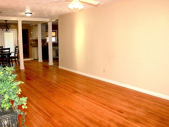 2nd image of 503 Gilchrist Ave