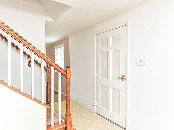 2nd image of 8071 Witherington Rd