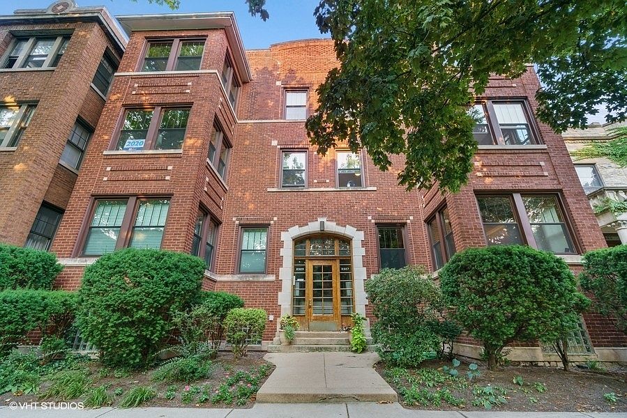 1st image of 6327 N Wayne Ave #2