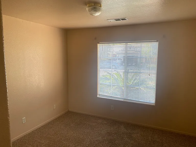 2602 E Skyview Ave — Photo 10