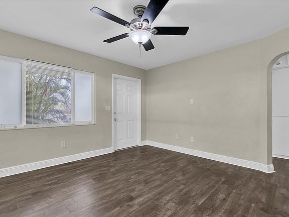 5th image of 738 53rd Ave N Unit A