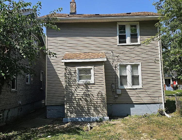 5056 Bewick St — Photo 2