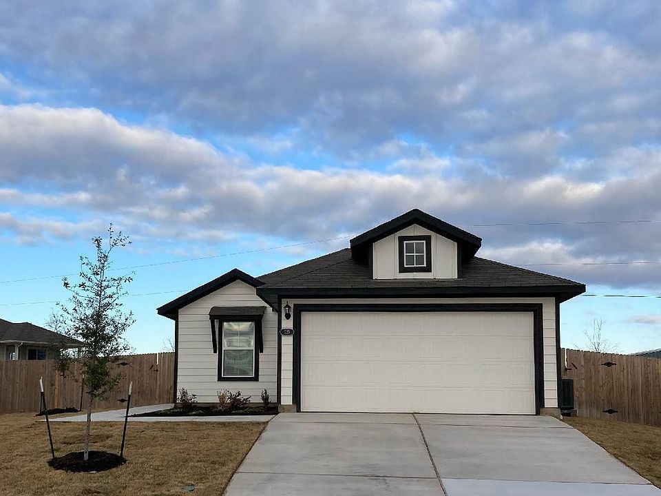 Welcome home! Secure garage with entrance to home.