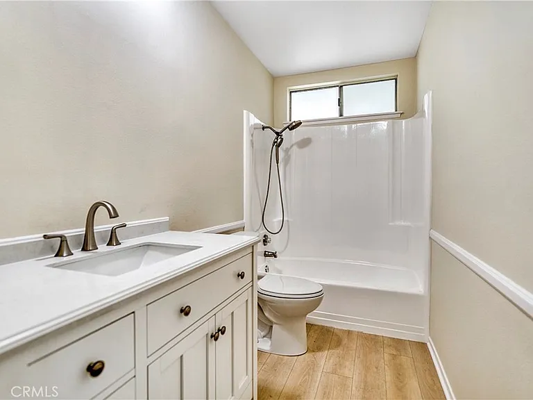 1425 Arrow Wood Dr — Photo 24