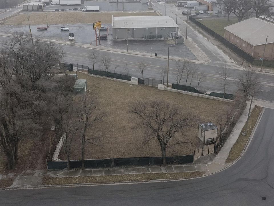 1st image of 6474 W Warren Ave