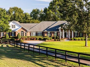 2829 Horsemans Ridge Dr, Clayton, NC 27520
