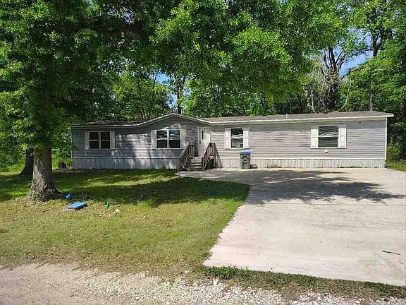 2nd image of 136 Leon Evans St