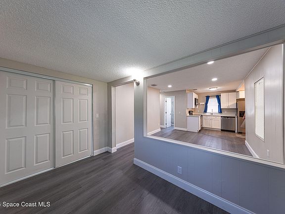3rd image of 2681 Orange Ave