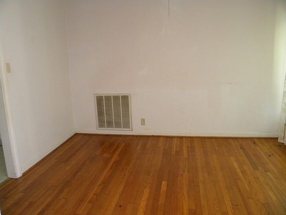 4th image of 3255 Timberwood Ln