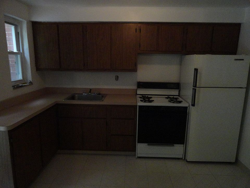 1st image of 3723 Evergreen Dr #3723