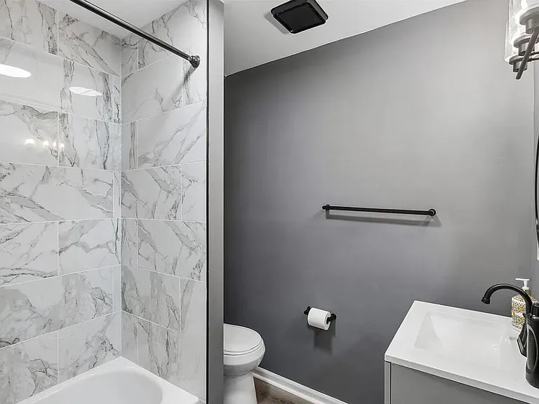 521 Hoffman St — Photo 5
