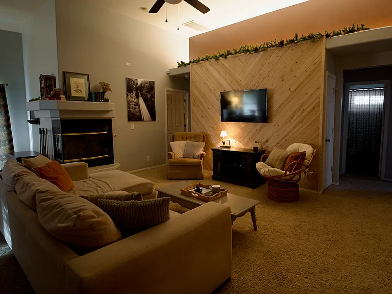 13217 Springcreek Dr — Photo 3