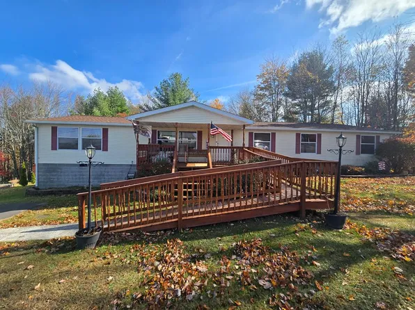 161 Scenic Dr, Daniels, WV 25832